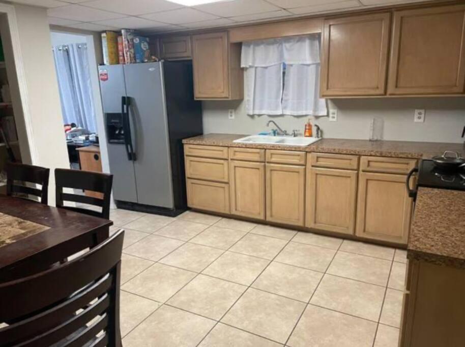 Great Getaway 2 Story Home! Harlingen Tx Exterior foto